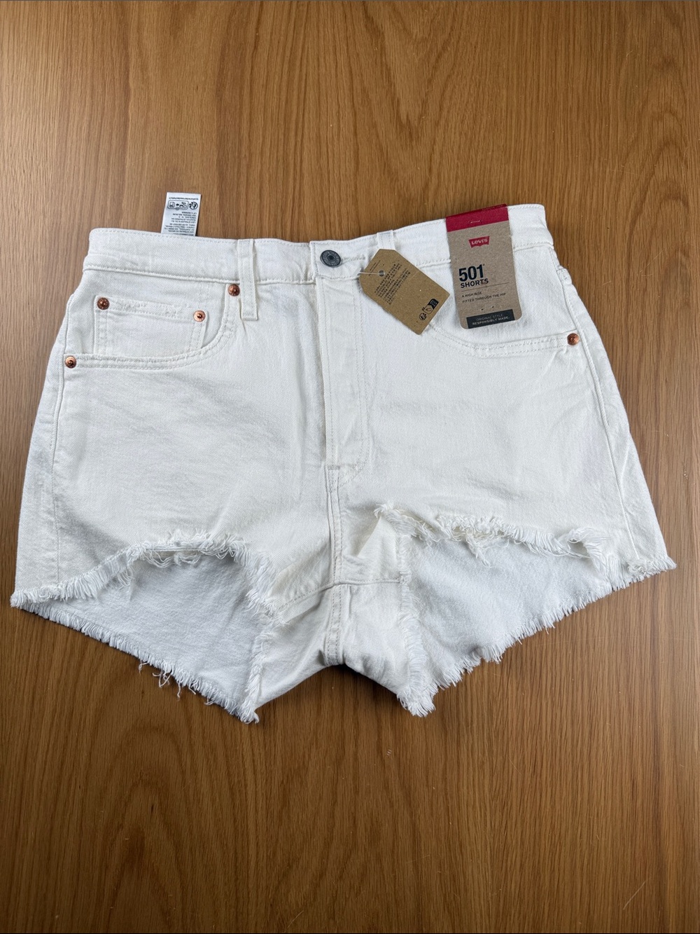 Levi's 501 White High-Rise fitted hip Frayed Hem Denim Shorts 563270248 size 30